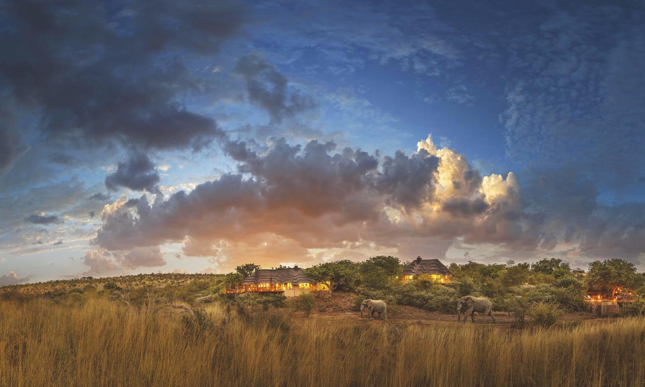 Tuningi Safari Lodge มาเดิคเวเกมรีเซิร์ฟ ภายนอก รูปภาพ