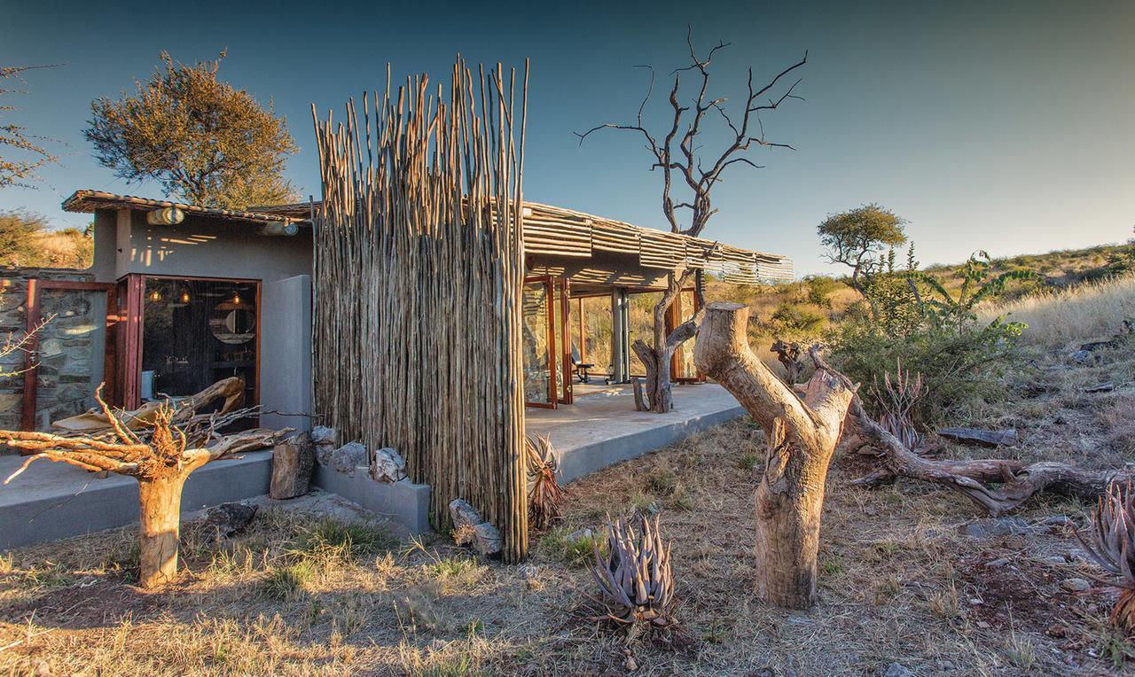 Tuningi Safari Lodge มาเดิคเวเกมรีเซิร์ฟ ภายนอก รูปภาพ